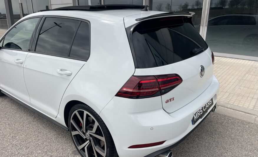 VOLKSWAGEN Golf Gti performance