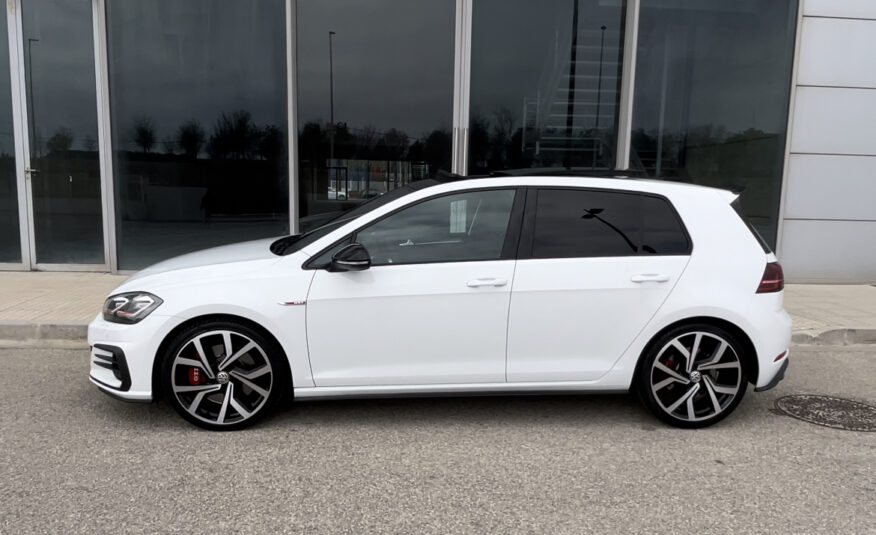 VOLKSWAGEN Golf Gti performance